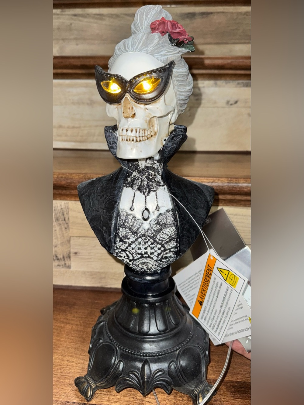 🥰 16” LED Lady Skull Bust w/ Glowing Eyes Porch Tabletop Haunted House Decor